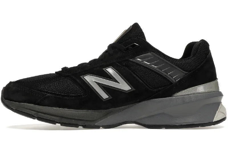 New Balance 990v5 Black