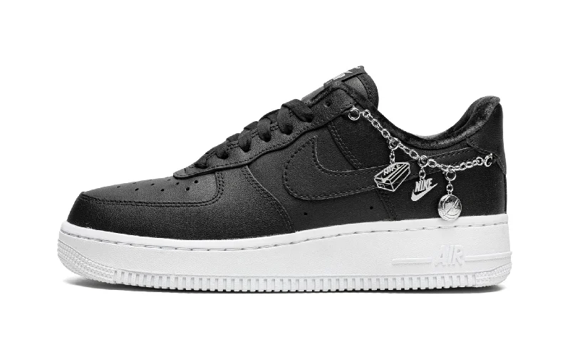 Nike Air Force 1 Low LX Lucky Charm Black