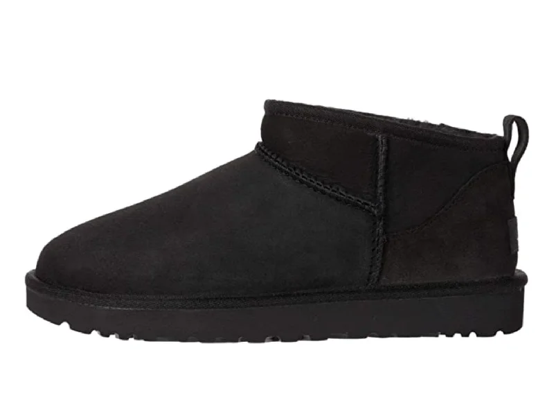 Ugg: Ultra Mini in Black