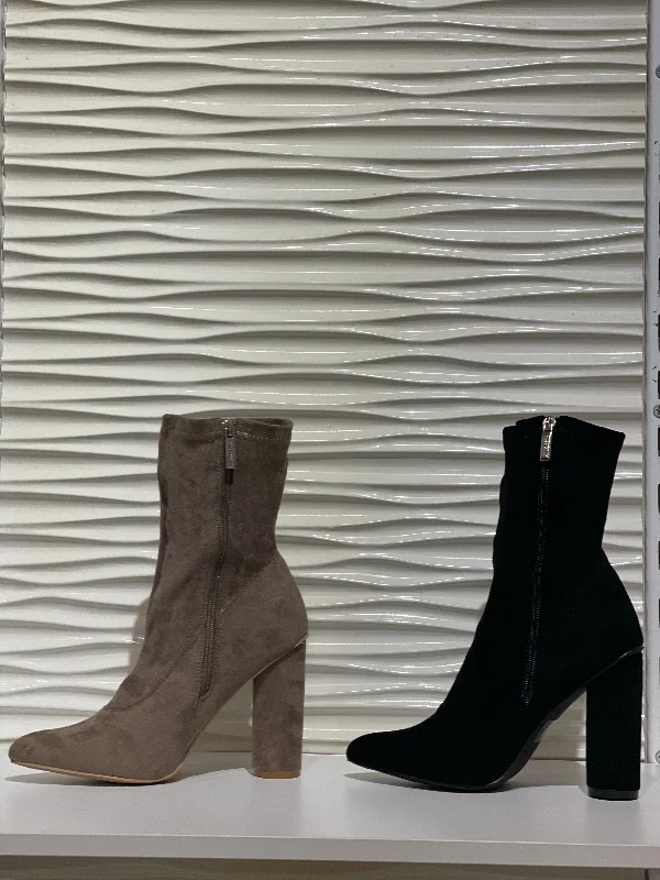 Cute and simple Boots