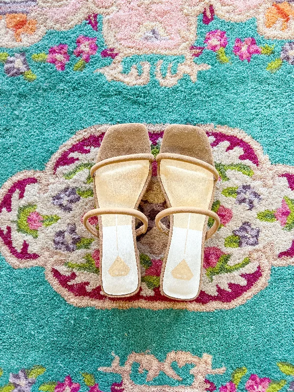 Alina Sandal