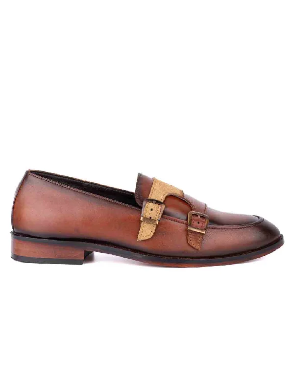 Men Tan Solid Loafers