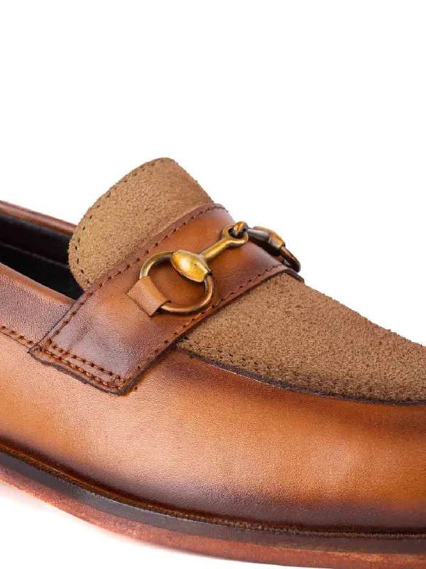 Men Tan Solid Loafers