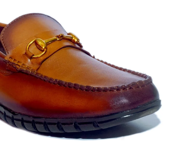 Men Tan Solid Loafers