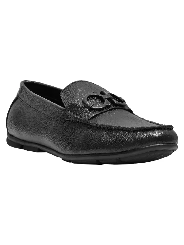 Men Black Solid Loafers