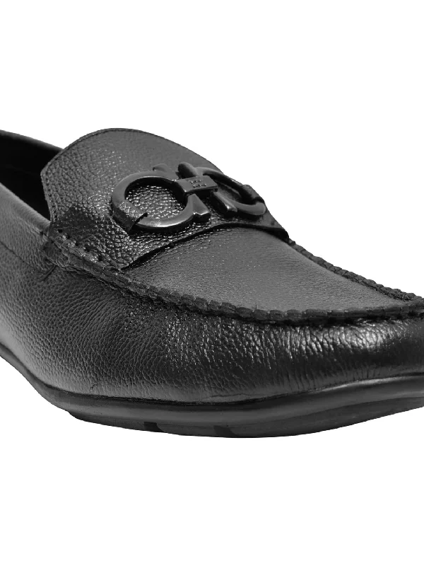 Men Black Solid Loafers