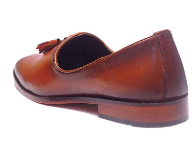 Men Tan Solid Loafers