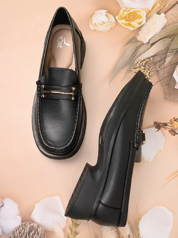 Women Black Solid Loafers