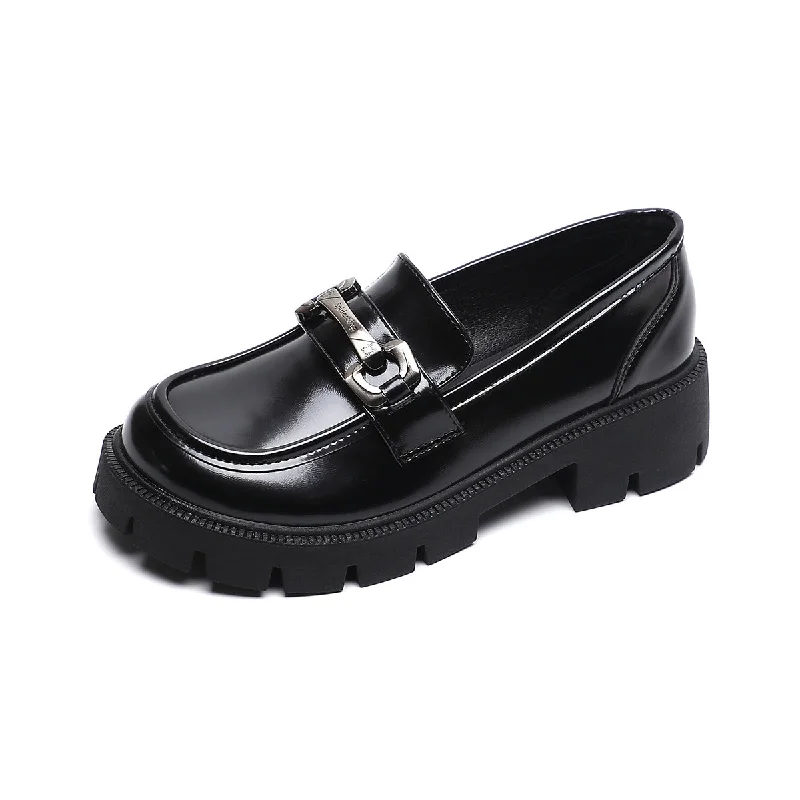 Women Solid Soft Leather Chain Casual Loafers