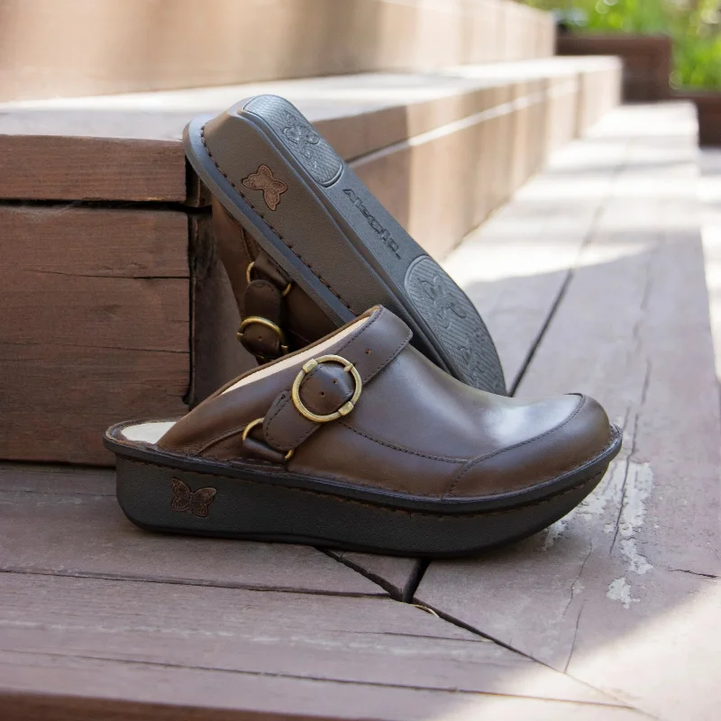 WOMEN'S ALEGRIA SEVILLE CLOG | OILED BROWN