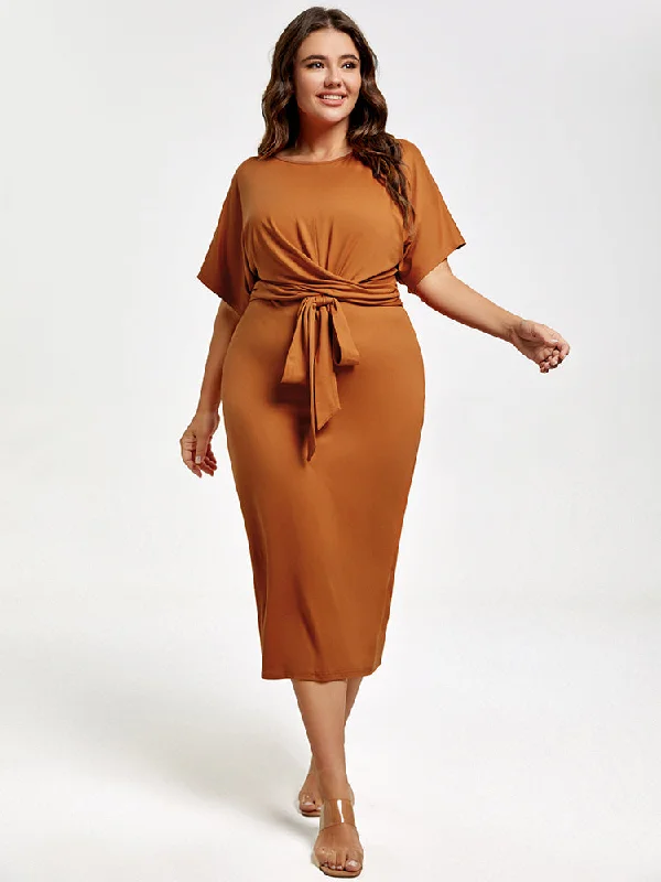 Plus Brown Ruched Tie Front Midi Dress