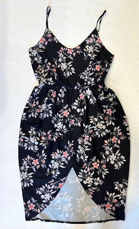 Black Floral Print Dress Mid Length Women size Large NWOT Best floral dresses for petites