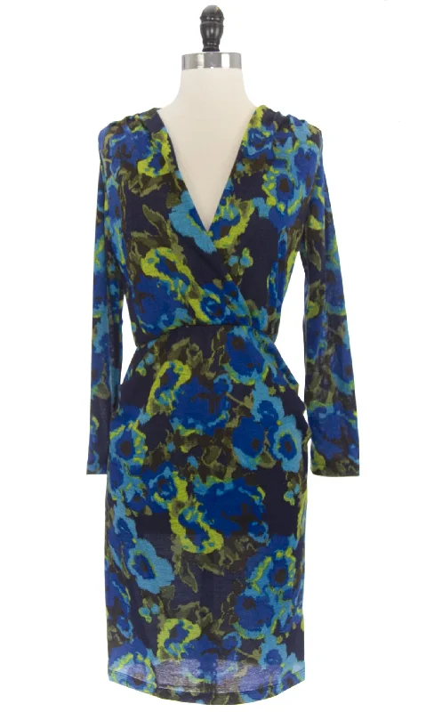 VON VONNI Women's Susanne Blue Floral Long Sleeve V-Neck Dress $130 NEW Urban Outfitters floral dresses