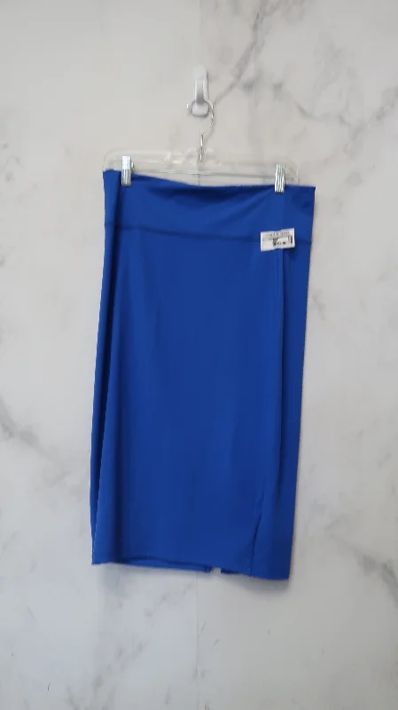 Skirt Midi By Bebe  Size: L Midi Skirt Party